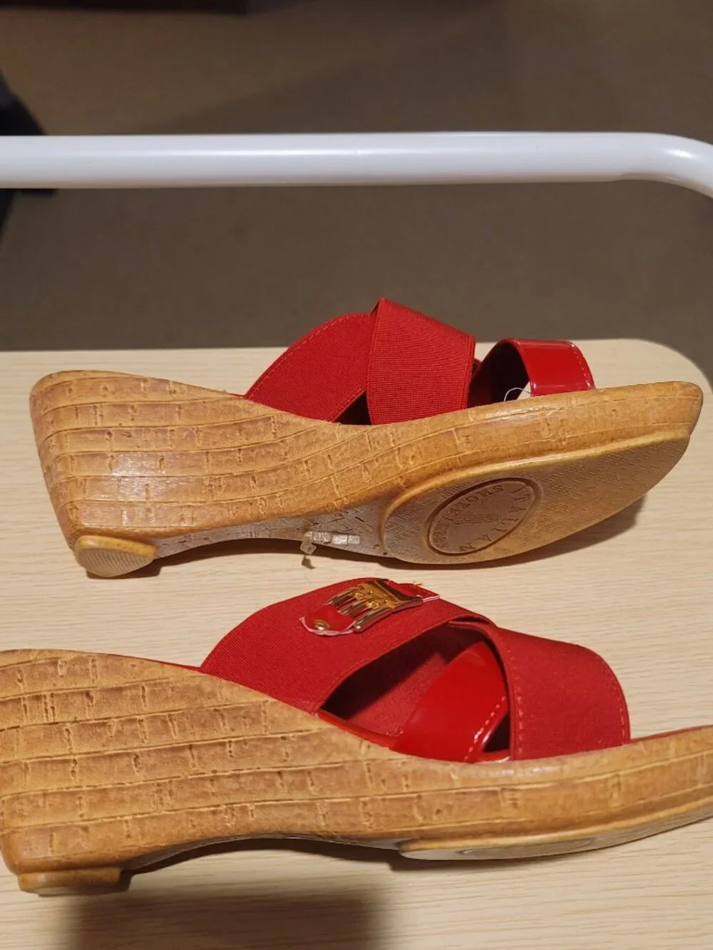 Italian Shoemakers Red Criss Cross Wedge Sandals - Women's Size 7 - Italy